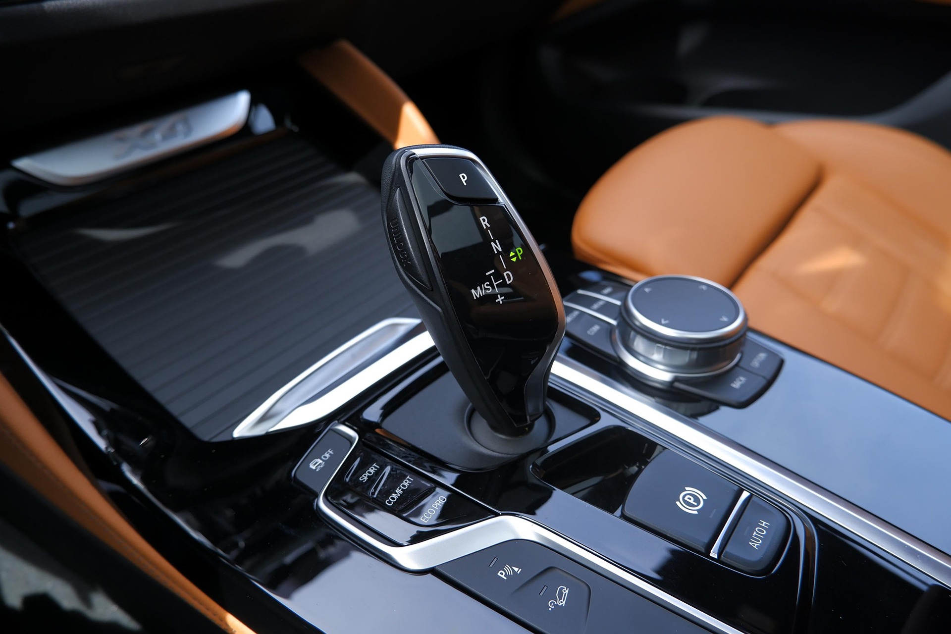 Car gearbox repairs and servicing